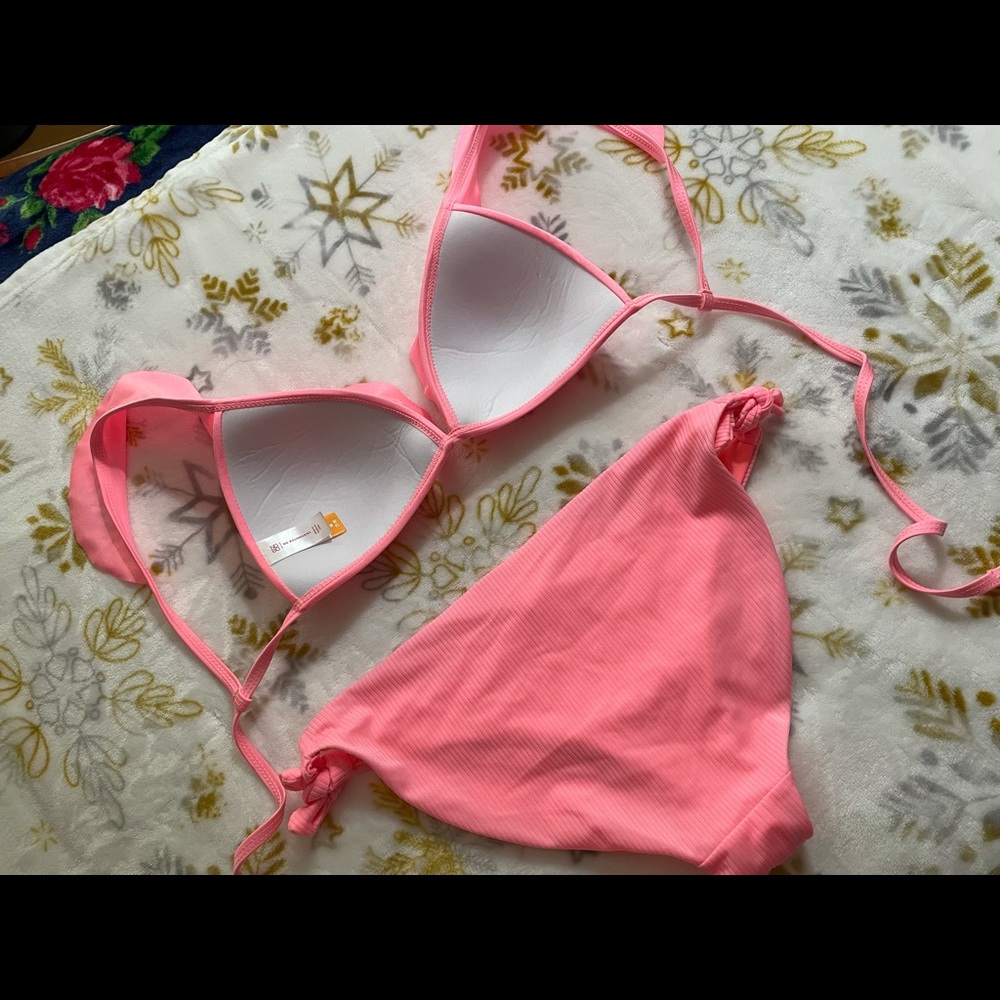 New Salmon Colored Bikini - Picture 6 of 11